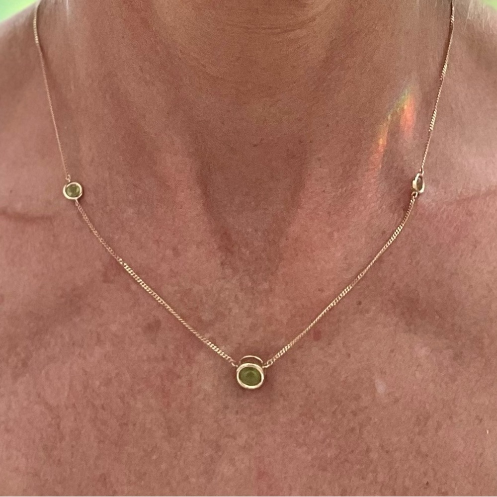 SOLID GOLD 14K Gold NWT Triple Stone Peridot Necklace!
